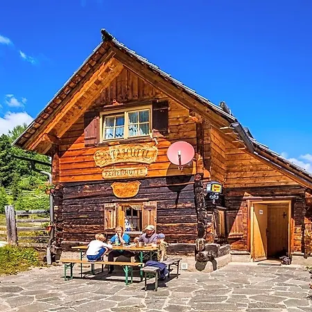 Almhuette Halterhuette * Mauterndorf (Salzburg)